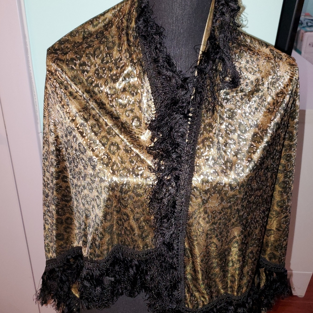 Beautiful cheetah 🐆 print scarf/Shawl
